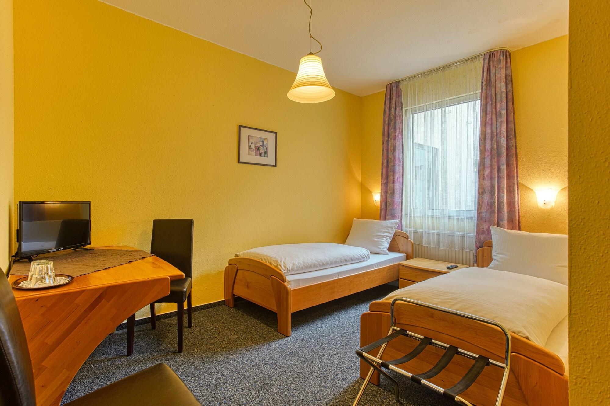 Hotel Carlton Dortmund Esterno foto