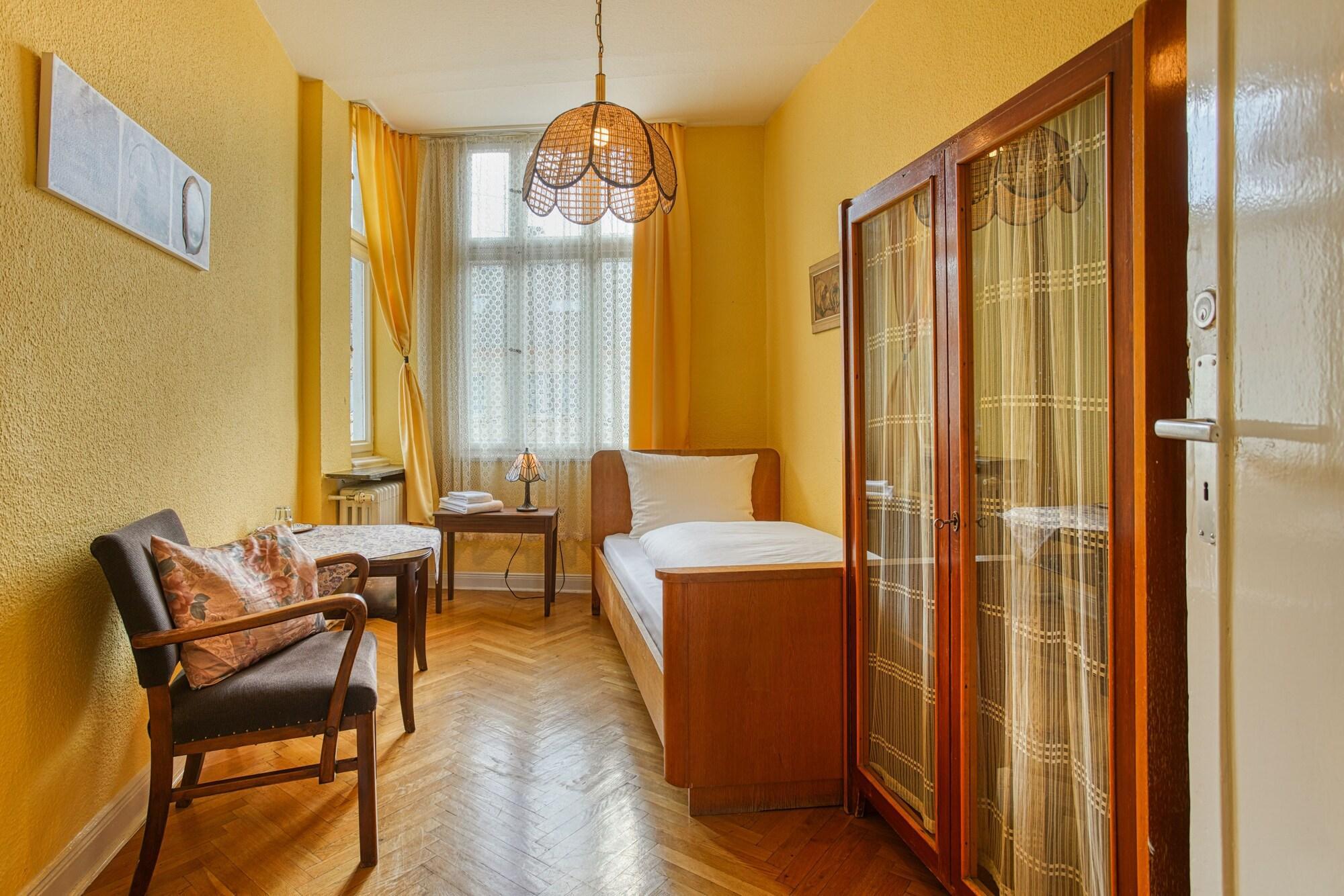 Hotel Carlton Dortmund Esterno foto